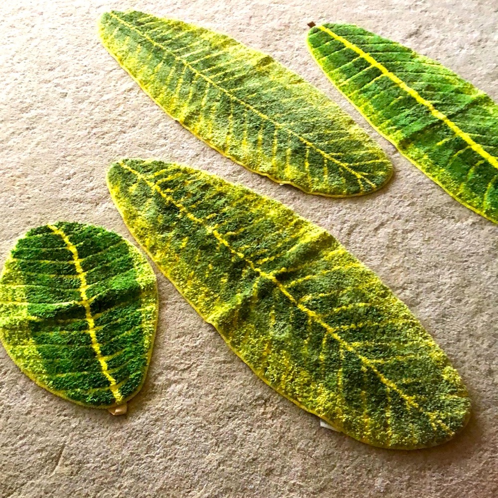 4 Tropical Leaf Rugs New w/o Tags Never Used